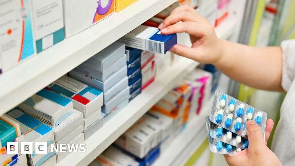 Brexit: Medicine supply issues 'due to Northern Ireland Protocol'