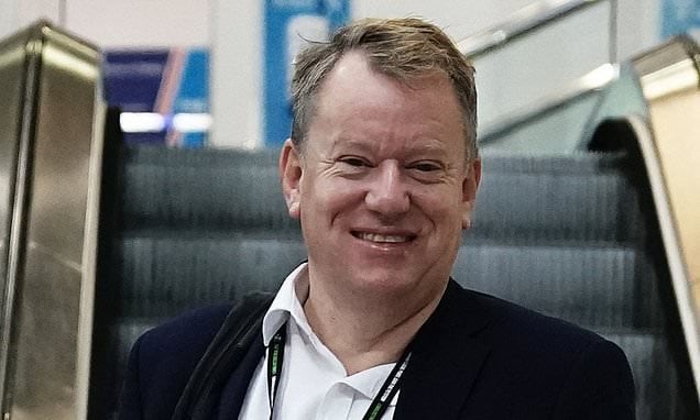 Lord Frost accuses peers of trying to 'block the spirit of Brexit' over bid to scrap EU laws