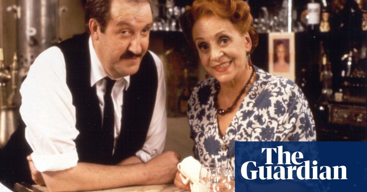 Sitcoms reveal culture that contributed to Brexit vote, says historian | Brexit