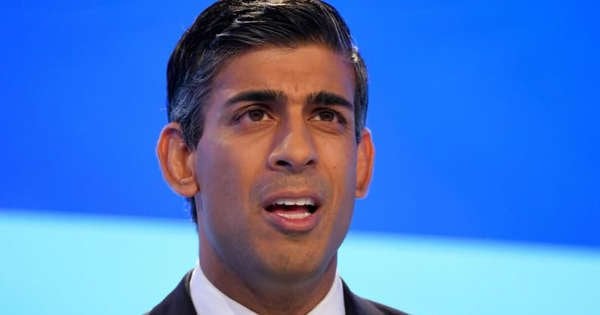 Tories risk breaking Brexit pledge as more than a million migrants set to head to Britain before next election