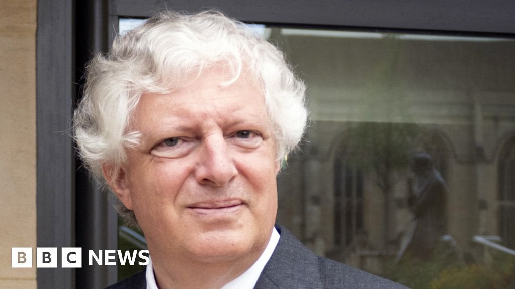 UK doomed without Brexit rethink, warns Tory backer