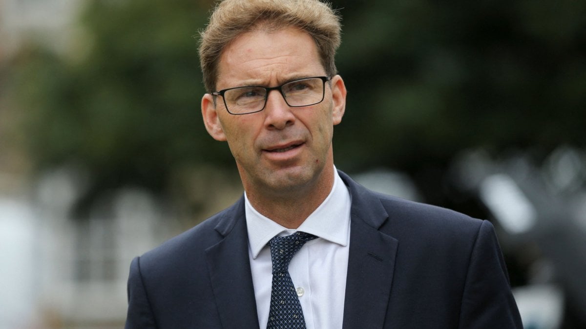 We need to admit Brexit was a mistake, senior Tory says